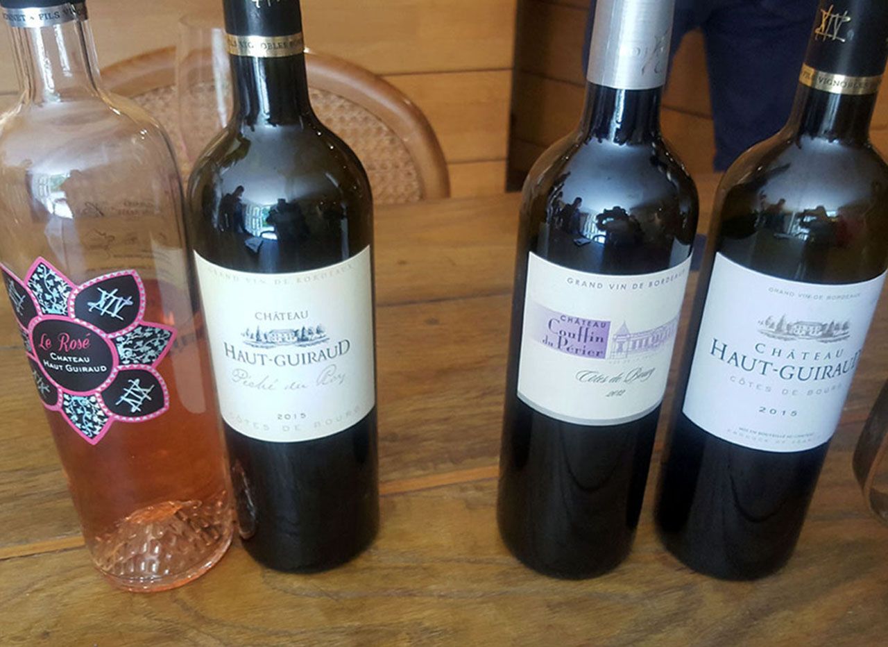 8 australiens à la découverte des vins de Bordeaux!