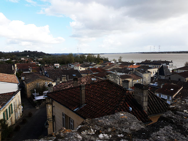 Panorama sur la Dordogne Bourg sur Gironde