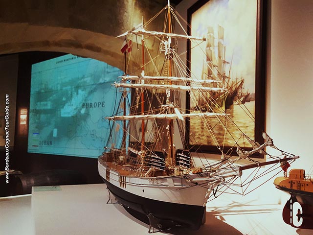Model of cod fishing boat (Museum Aquitaine Bordeaux, modern times section)