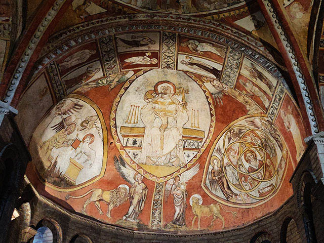 Saint Macaire : le choeur de l'église Saint Sauveur et ses peintures