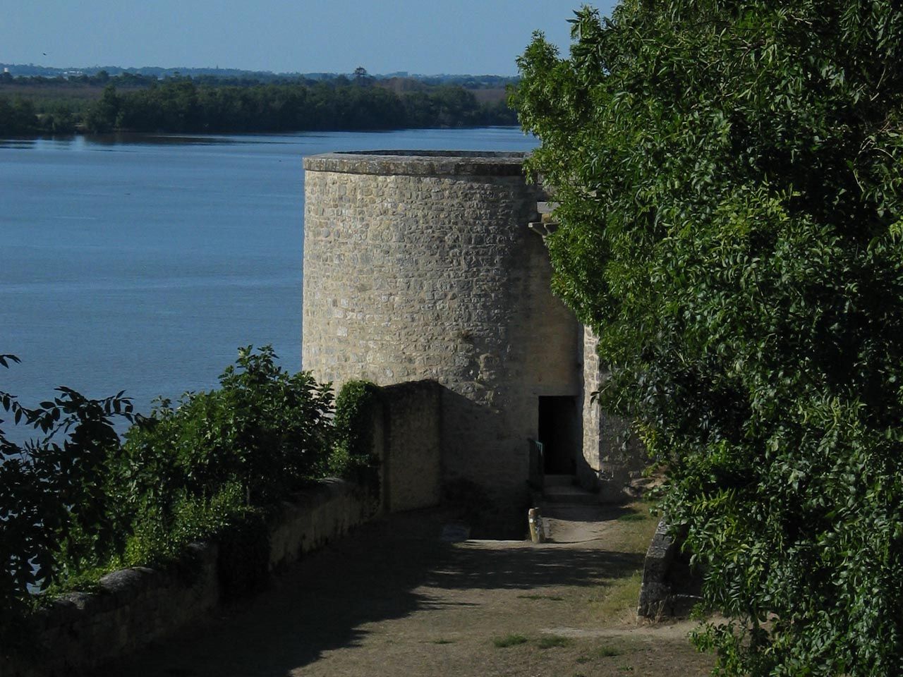 Blaye-Citadelle-Tour-Eguillette-Estuaire-Gironde