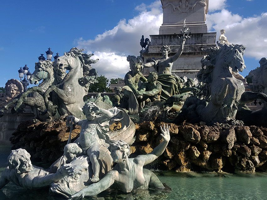 Fountain Girondins Monument - Bordeaux